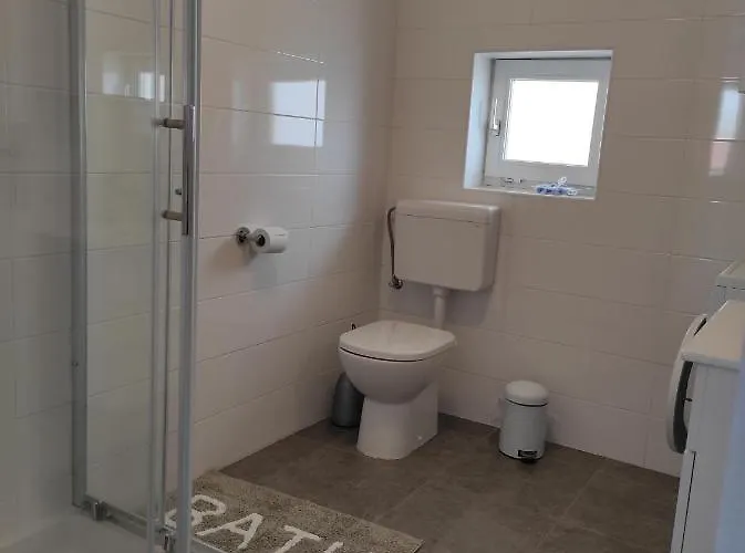 Appartement Eli 2 *