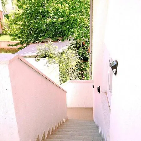 Eli 2 Apartment *